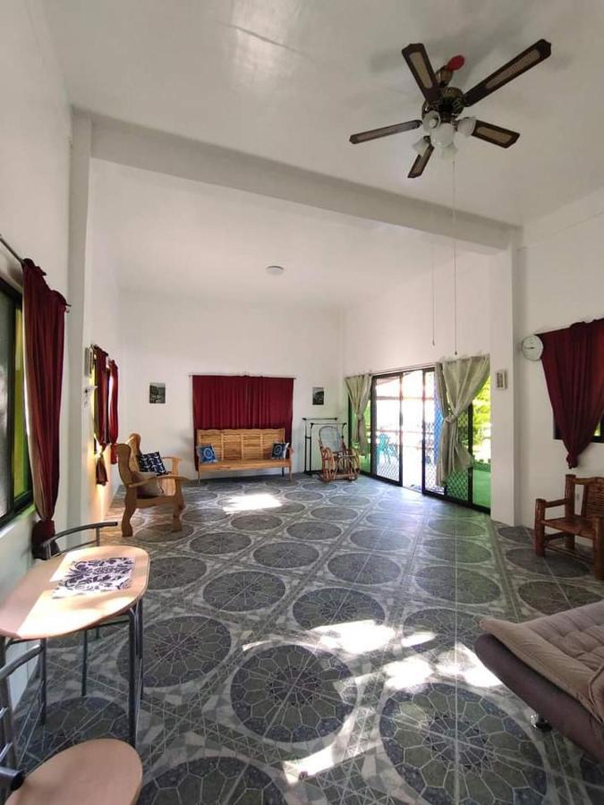 Happy Bear Villa Moalboal Exterior foto